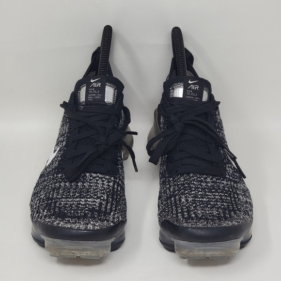 Nike Air VaporMax Flyknit 3 Womens Size 7 Athletic Shoes Sneakers AJ6910-001 - Picture 5 of 10